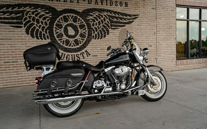 2007 Harley-Davidson Touring FLHRC - Road King Classic