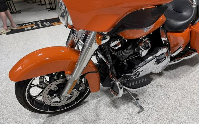 2023 Harley-Davidson Street Glide FLHXS - Special