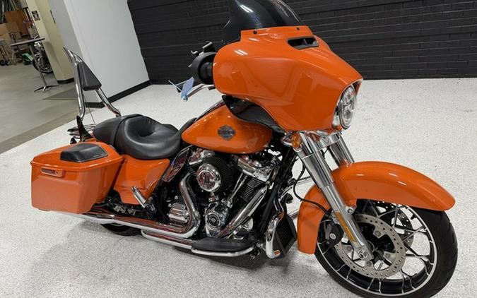 2023 Harley-Davidson Street Glide FLHXS - Special