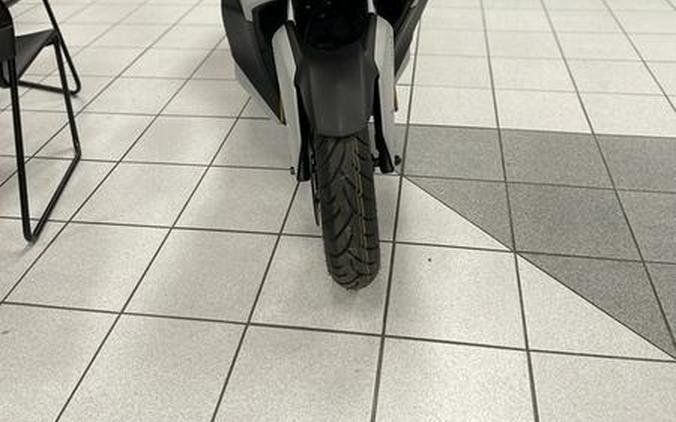 2024 Yamaha XMAX