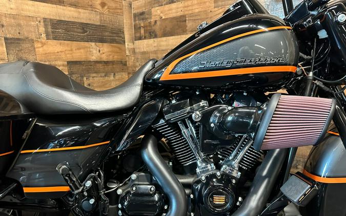 2022 Harley-Davidson® Road King® Special Apex (Black Finish)