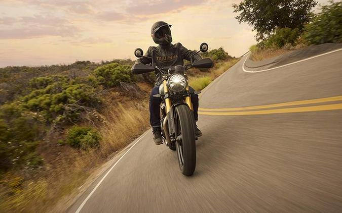 2025 Triumph Scrambler 400 X