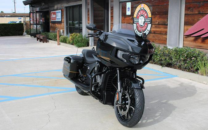 2026 Indian Motorcycle® Challenger® Dark Horse® 112 Black Crystal w/Black Metallic & Championship G
