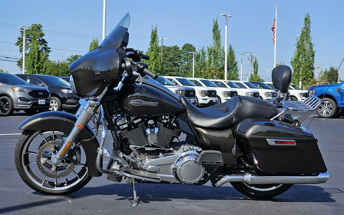 2021 Harley-Davidson® Street Glide® Custom Color