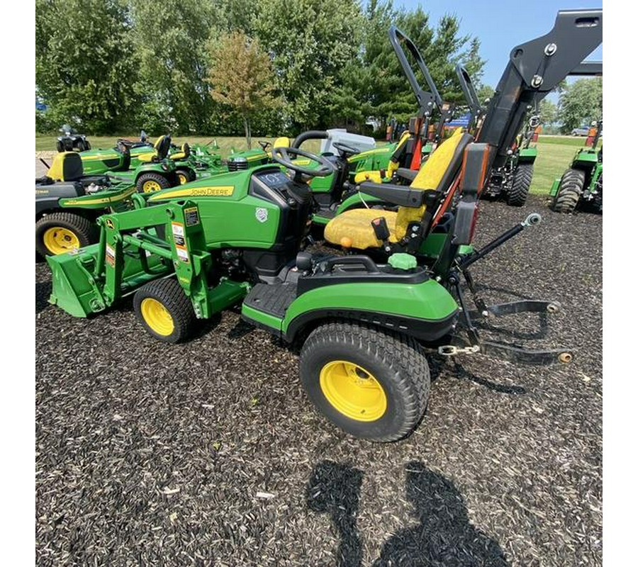 2014 John Deere 1 Series 1025R