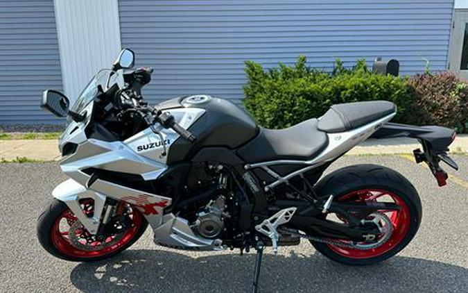 2024 Suzuki GSX-8R