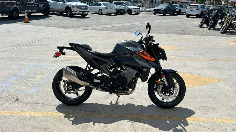 2024 KTM 990 DUKE