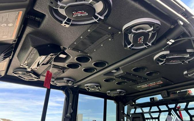 2026 Can-Am® Defender MAX Limited HD11 Desert Tan & Carbon Black