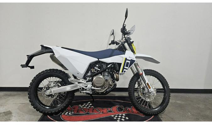 2027 Husqvarna Motorcycles 701 ENDURO