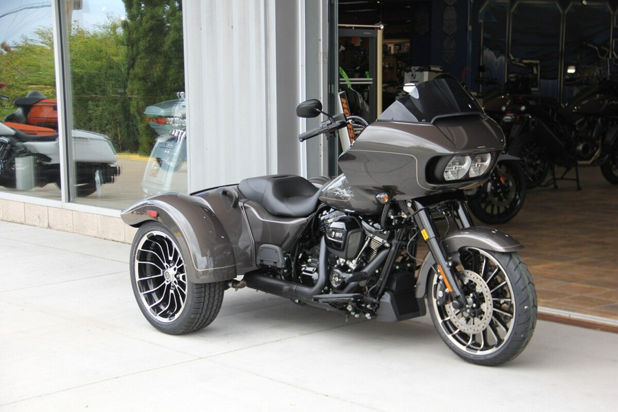 2023 Harley-Davidson Road Glide 3 Gray Haze – Black Finish