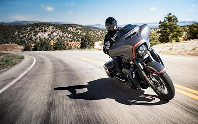 2018 Harley-Davidson CVO™ Street Glide®