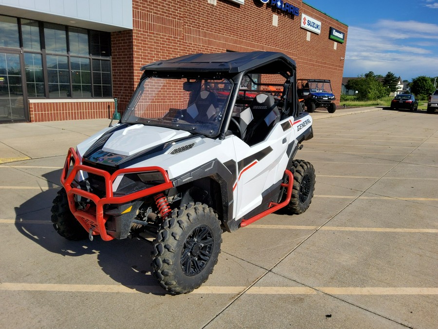 2021 Polaris GENERAL® 1000 Deluxe