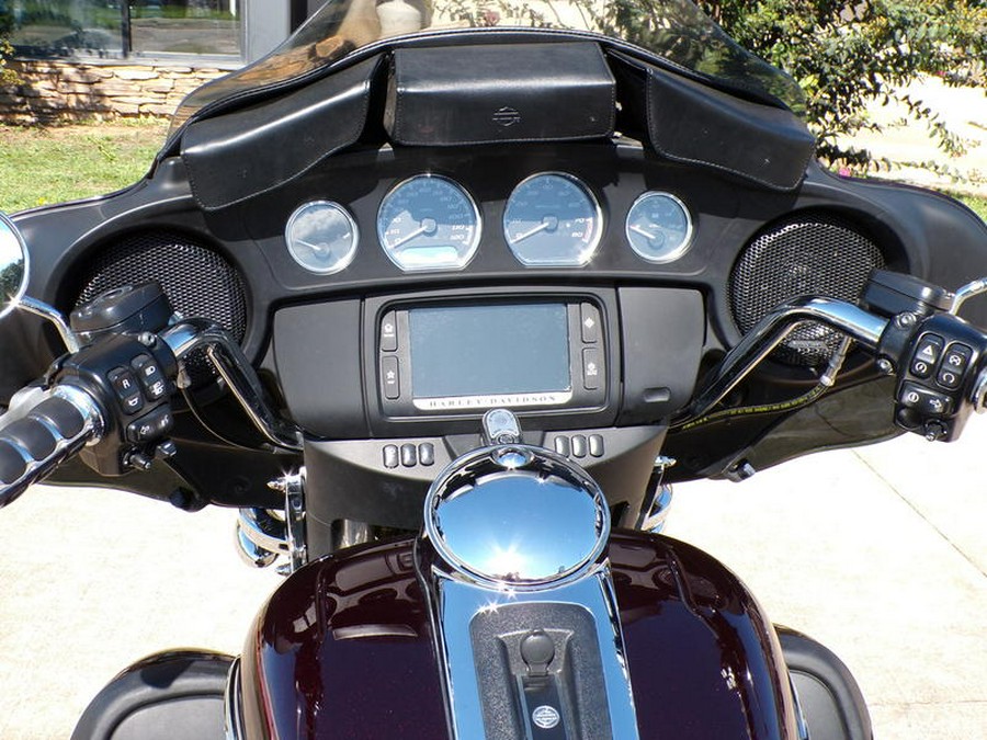 2014 Harley-Davidson® FLHTCUTG - Tri Glide® Ultra