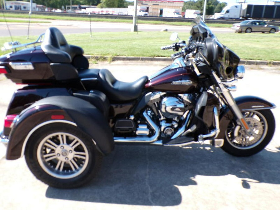 2014 Harley-Davidson® FLHTCUTG - Tri Glide® Ultra