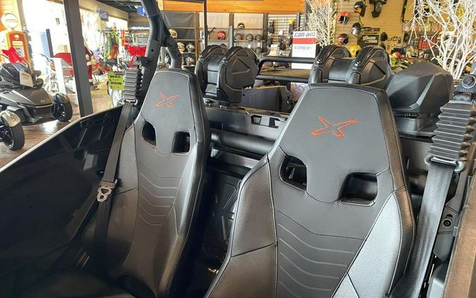 2026 Can-Am® Commander X mr 1000R Dark Wildland Camo