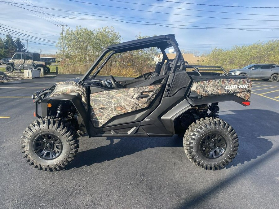2026 Can-Am® Commander X mr 1000R Dark Wildland Camo