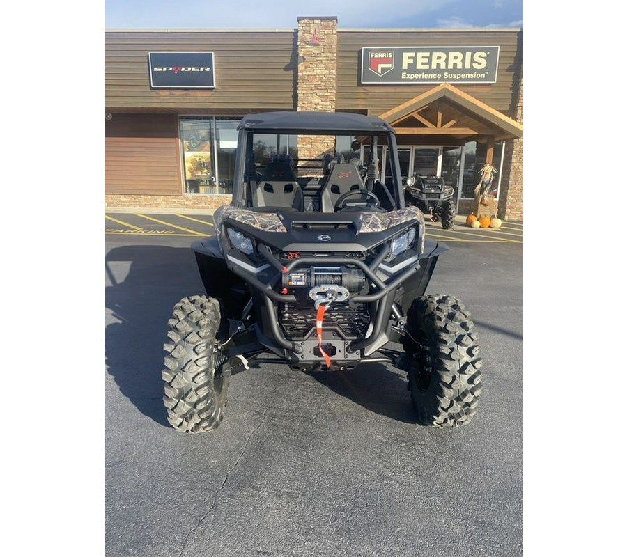 2026 Can-Am® Commander X mr 1000R Dark Wildland Camo