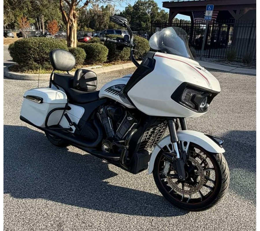 2020 Indian Challenger Dark Horse White Smoke