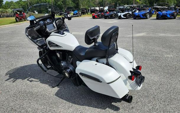 2020 Indian Challenger Dark Horse White Smoke