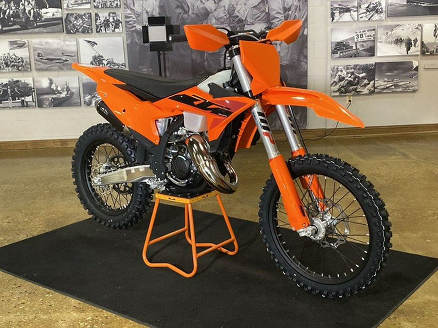 2025 KTM XC 125