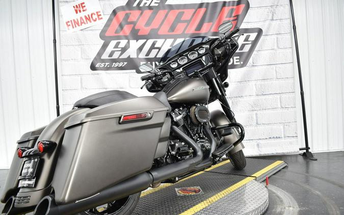 2020 Harley-Davidson Street Glide FLHXS - Special