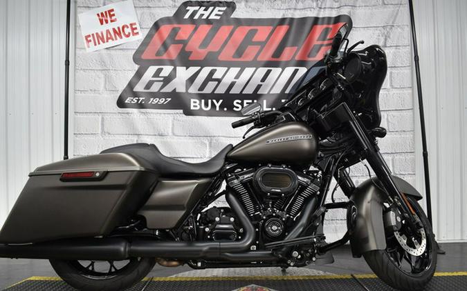 2020 Harley-Davidson Street Glide FLHXS - Special