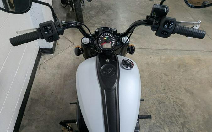 2024 Indian Chief Bobber ABS Ghost White Metallic Smoke