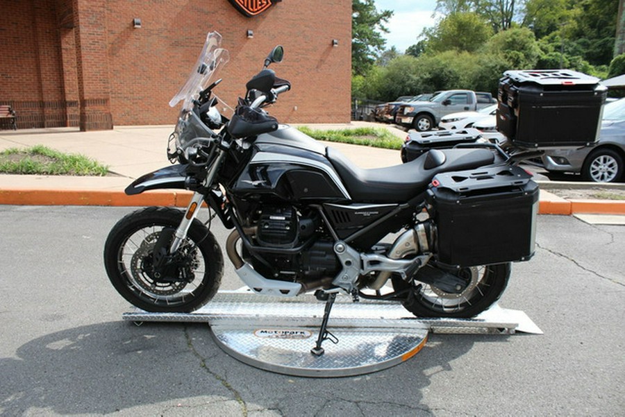 2022 Moto Guzzi V85 TT Guardia dOnore E5