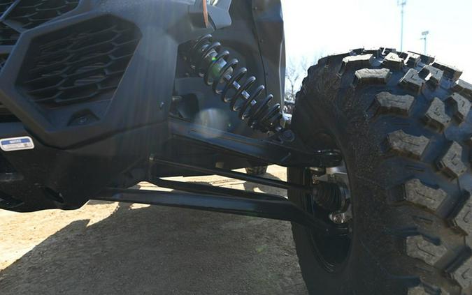 2025 Can-Am Maverick X3 X Rs Turbo RR Triple Black