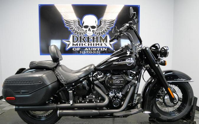 2018 Harley-Davidson® FLHCS - Heritage Classic 114