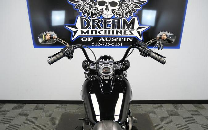 2018 Harley-Davidson® FLHCS - Heritage Classic 114