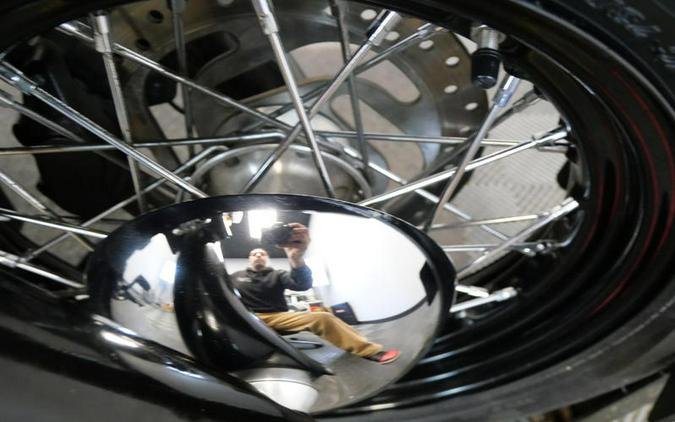 2018 Harley-Davidson® FLHCS - Heritage Classic 114