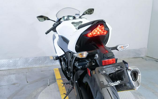 2021 Kawasaki Ninja ZX-6R ABS KRT Edition