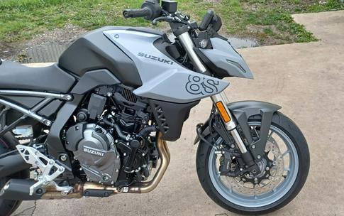 2024 Suzuki GSX-S 8S