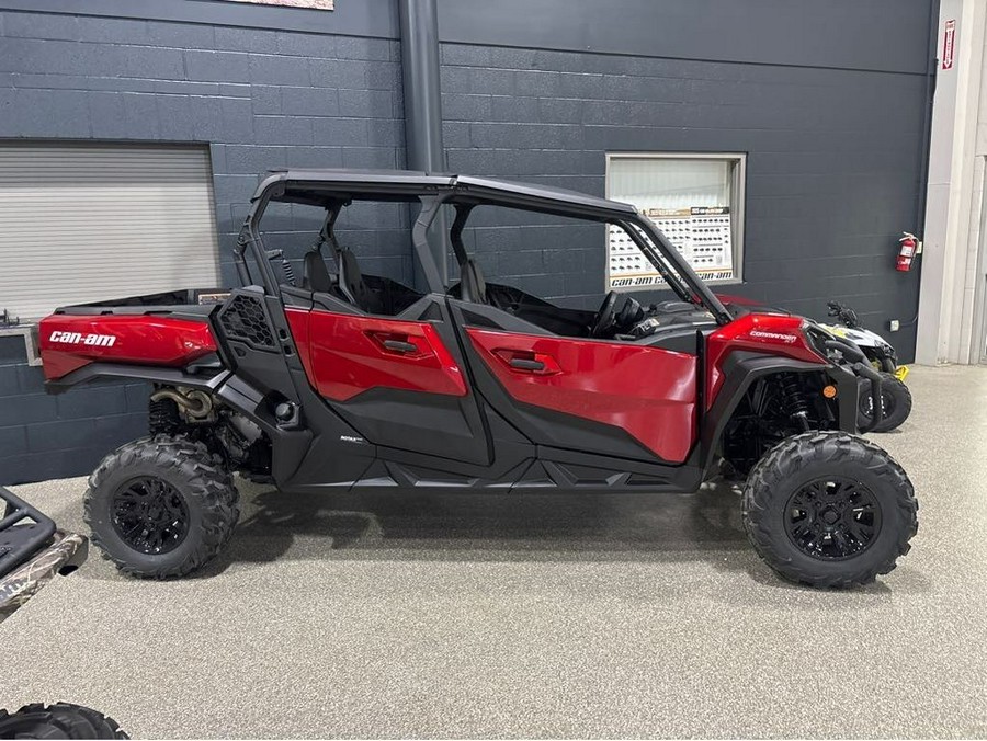 2025 Can-Am COMMANDER MAX XT 1000R -FIERY RED