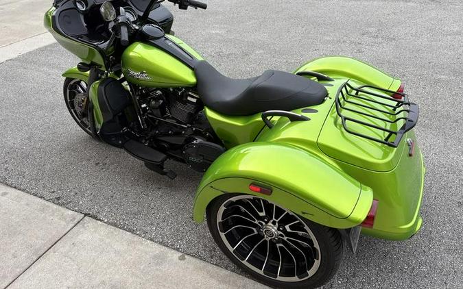 2023 Harley-Davidson® FLTRT - Road Glide® 3