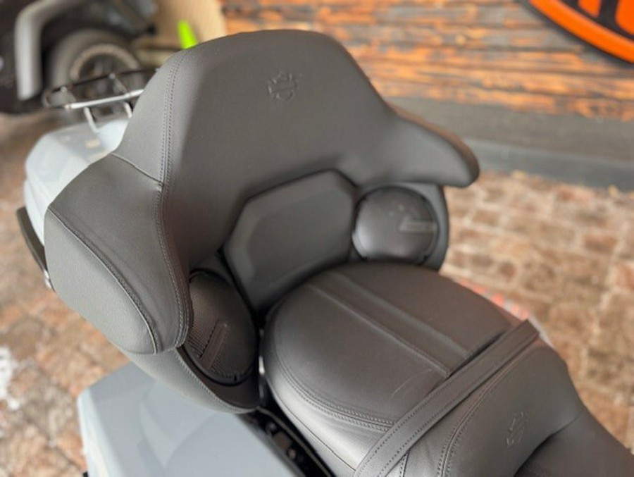 2026 Harley Davidson Road Glide Limited FLTRXL