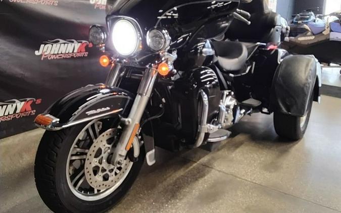 2022 Harley-Davidson Trike FLHTCUTG - Tri Glide Ultra