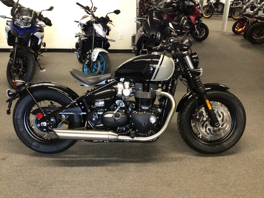 2025 Triumph Bonneville Bobber