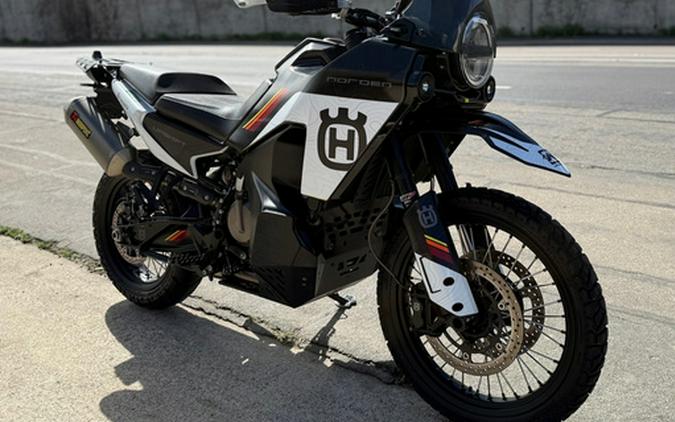 2022 Husqvarna Motorcycles Norden 901