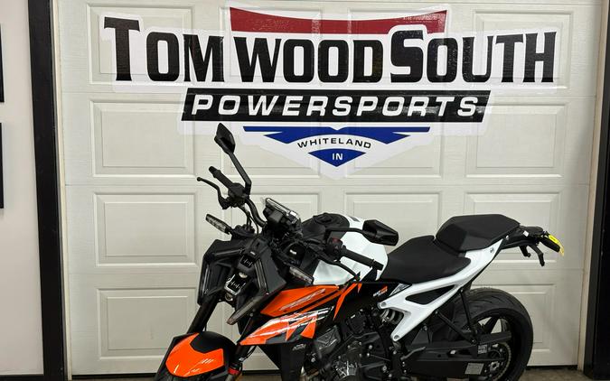 2027 KTM 990 Duke