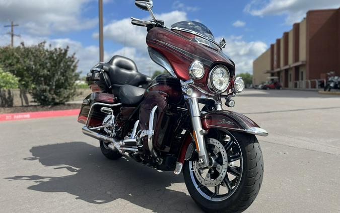 2018 Harley-Davidson® FLHTKL Ultra Limited Low Twisted Cherry 636910