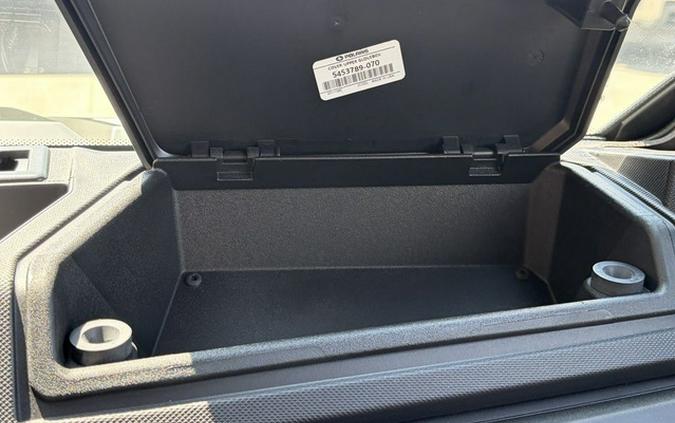 2027 Polaris Ranger Crew XP 1000 Cab