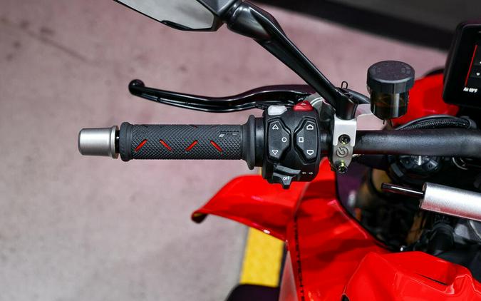 2027 Ducati Streetfighter V4