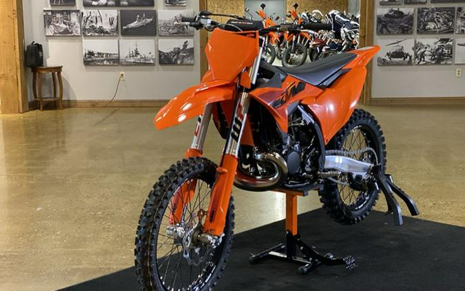 2025 KTM SX 300