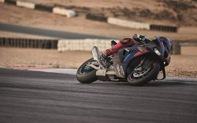 2026 BMW M 1000 RR