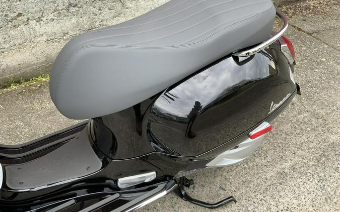 2025 Vespa GTS 310 NERO CONVINTO
