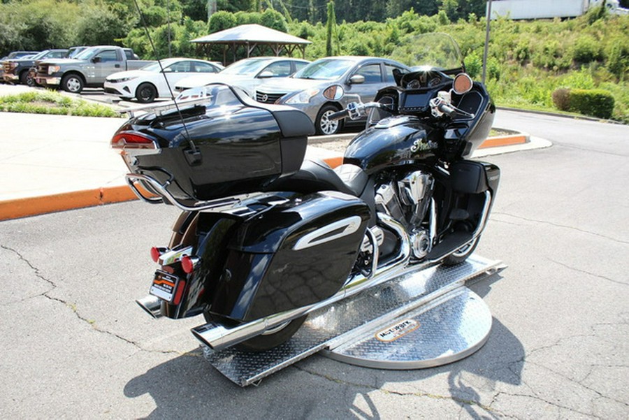 2025 Indian Pursuit Limited Black Metallic