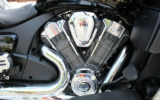 2025 Indian Pursuit Limited Black Metallic