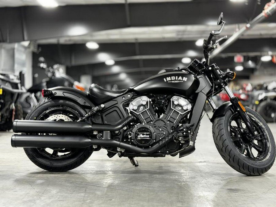 2018 Indian Motorcycle® Scout® Bobber ABS Thunder Black Smoke